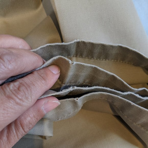 Men’s Tan Docker’s D2 34 x 32 Fair condition! - Picture 16 of 16